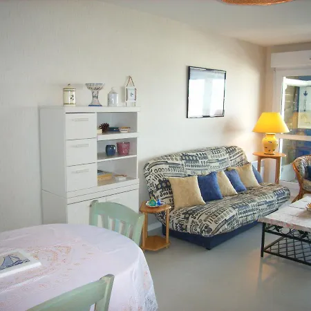 Ref 093 T4 Pour Six Personnes Piscine L'ete Port Crouesty Et Apartman Arzon